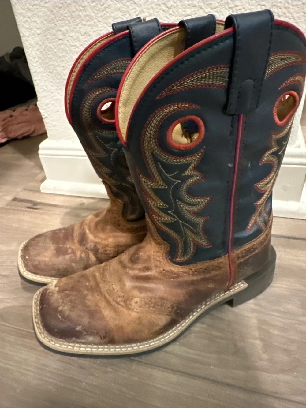 Kids Cody James Brown Leather Western Pull-On Boots with Navy Shaft and Red Trim